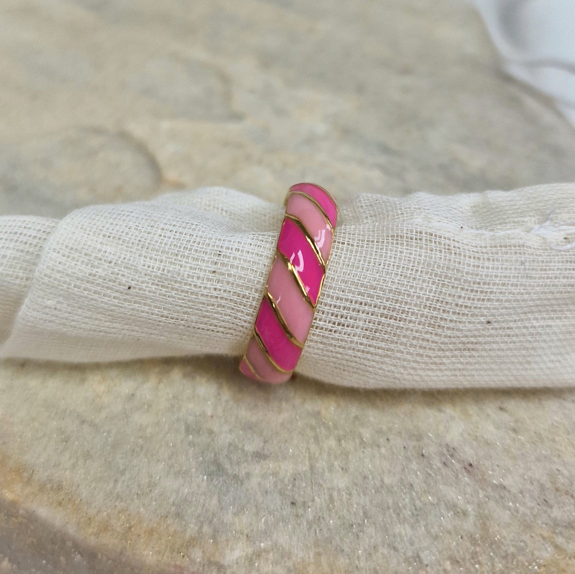 Ring &