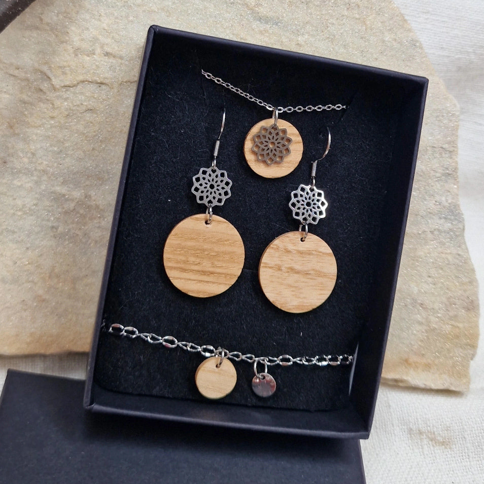 Tree of life ornaments ash