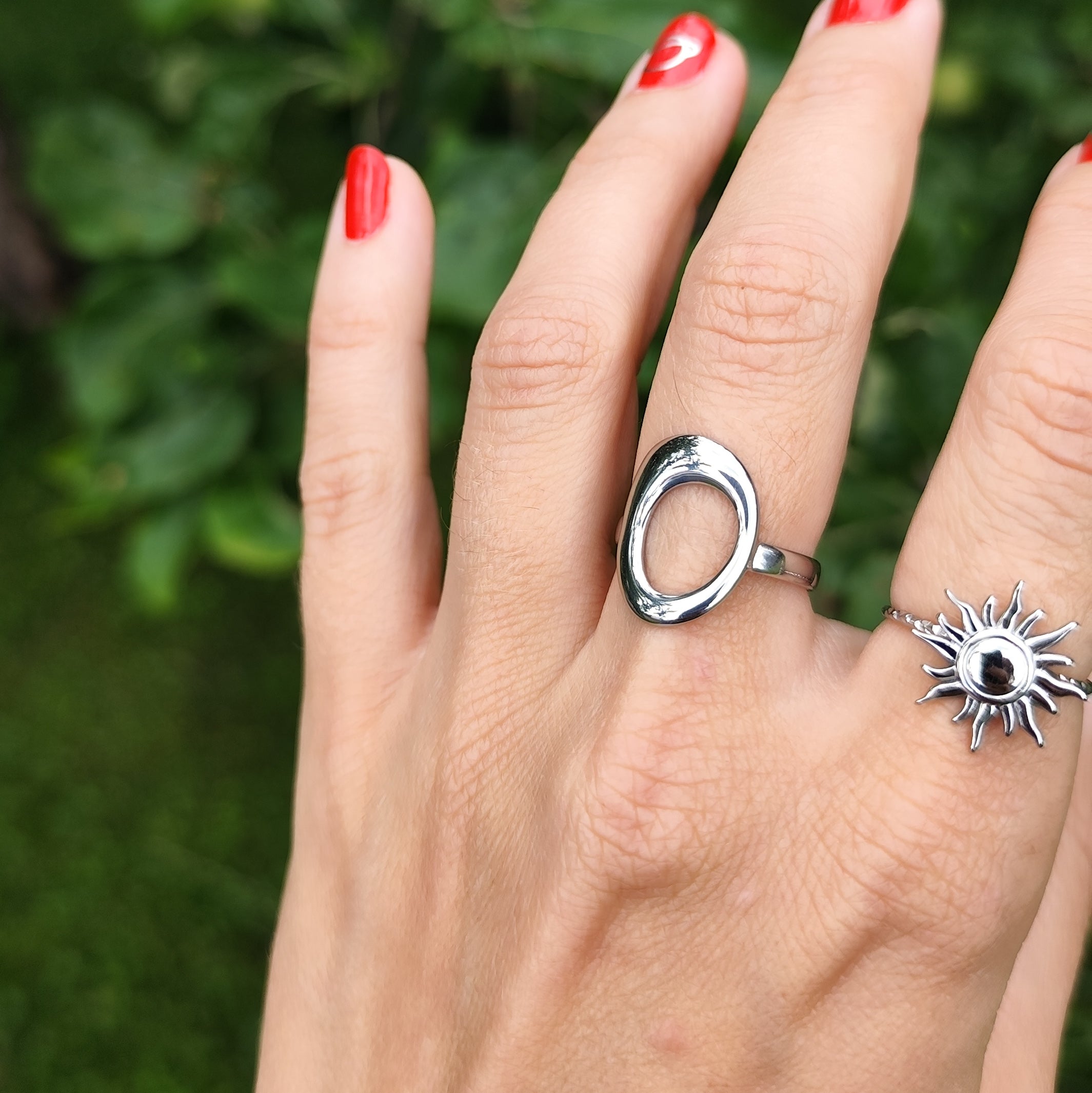 Ring &