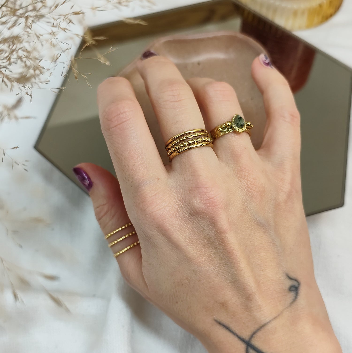Ring &