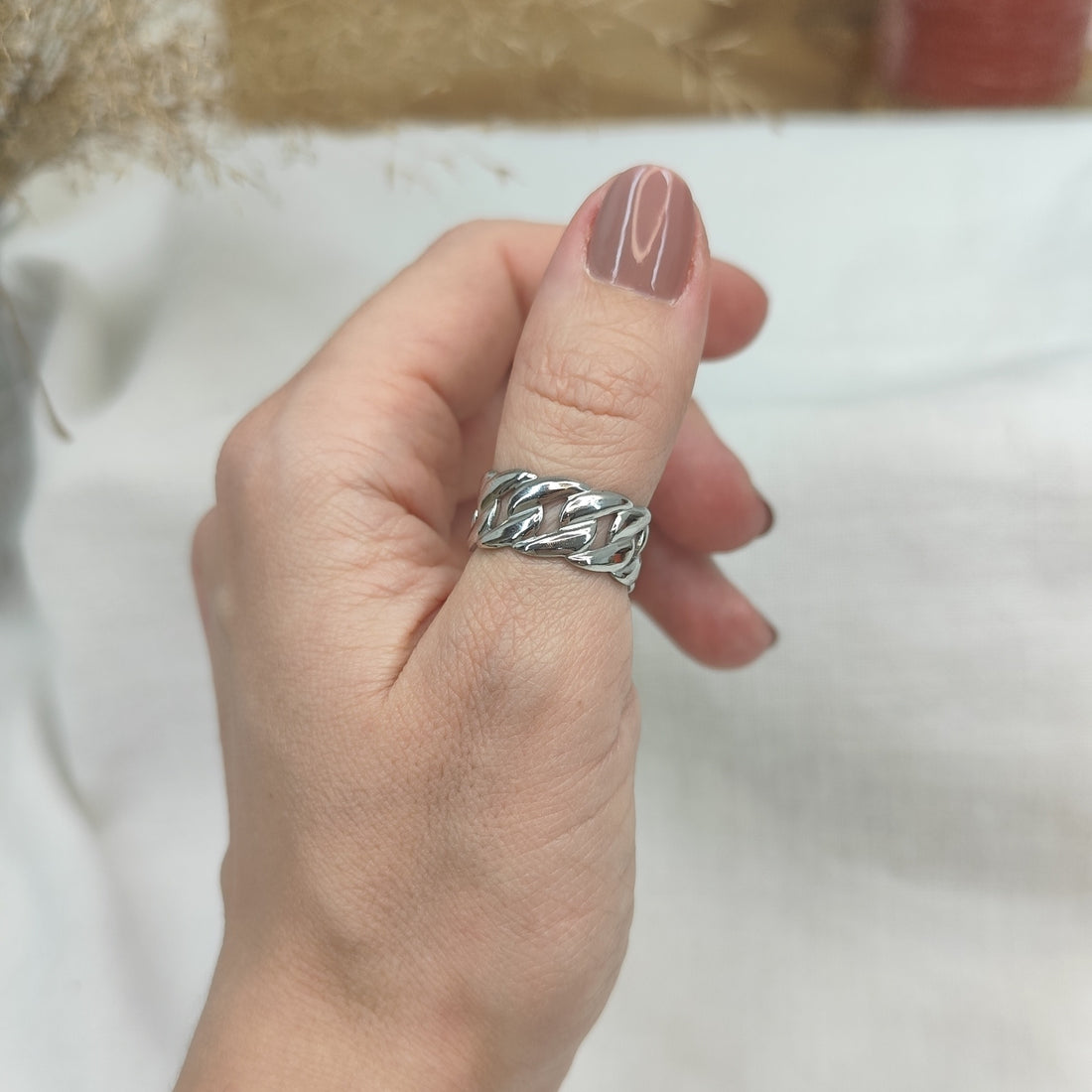 Ring &