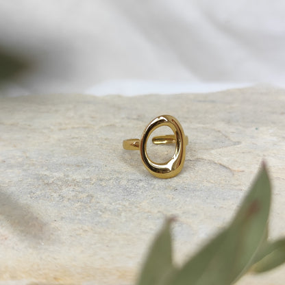 Ring &