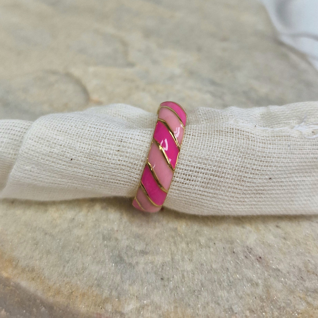 Ring &