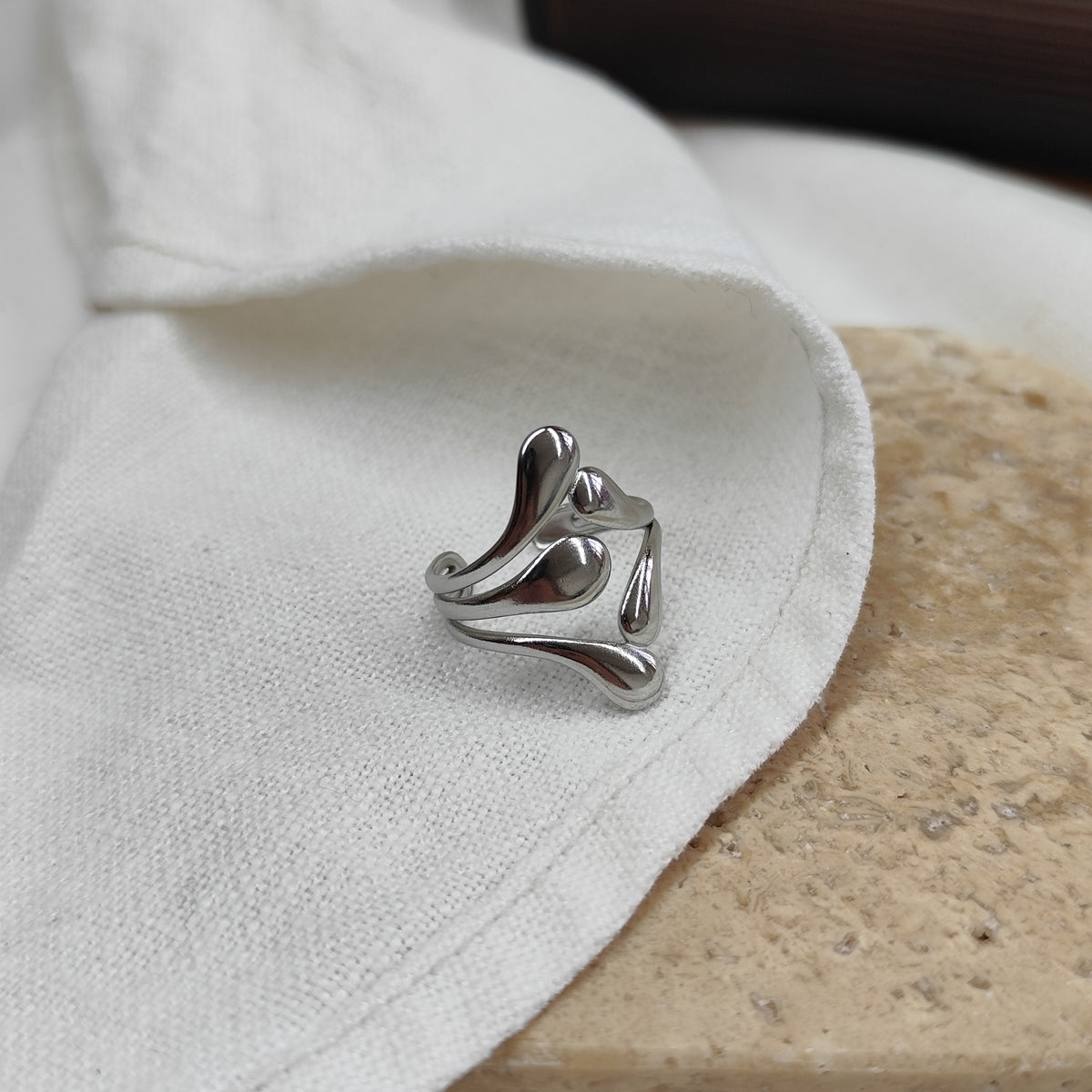 Ring &