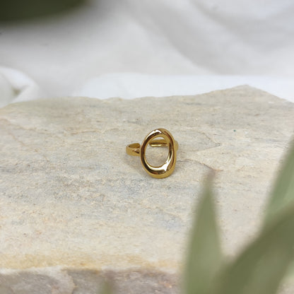 Ring &