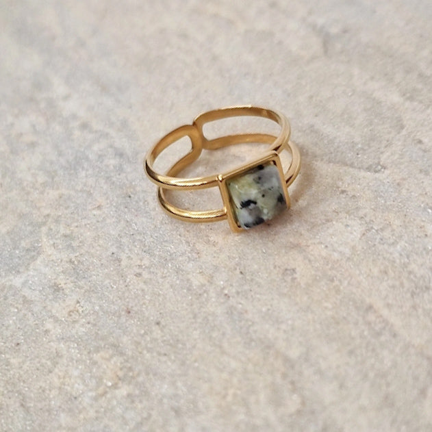 Ring &