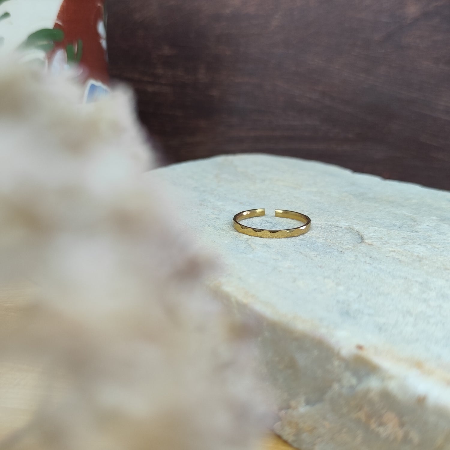Ring &