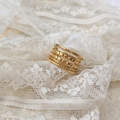 Ring &
