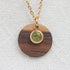 Halskette Geburtsstein „August“ | Zirkonia Peridot - Holzschmuck Astwerk